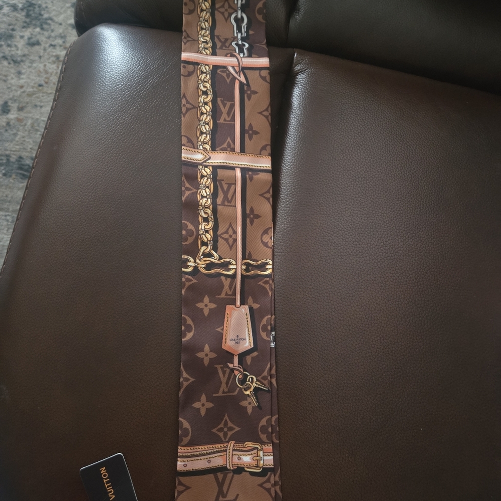 Louis Vuitton Brown and Gold Monogram Silk Twilly Scarf - Picture 4 of 5